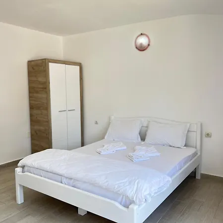 Vilele Delfin Costinești